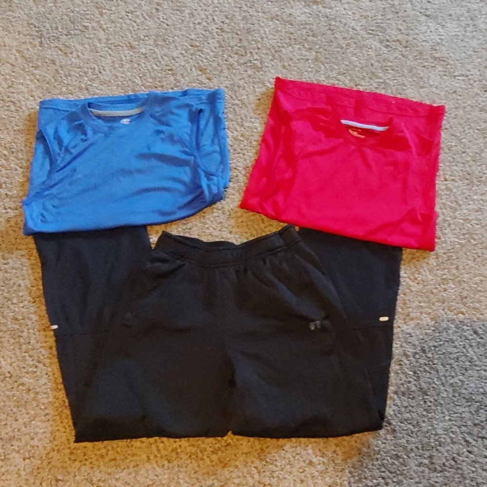Active wear boys size Large 10 to 12